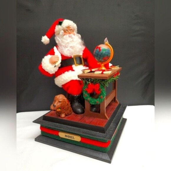 Vintage 1993 Holiday Creations Musical Santa at His Desk - Picture 1 of 6